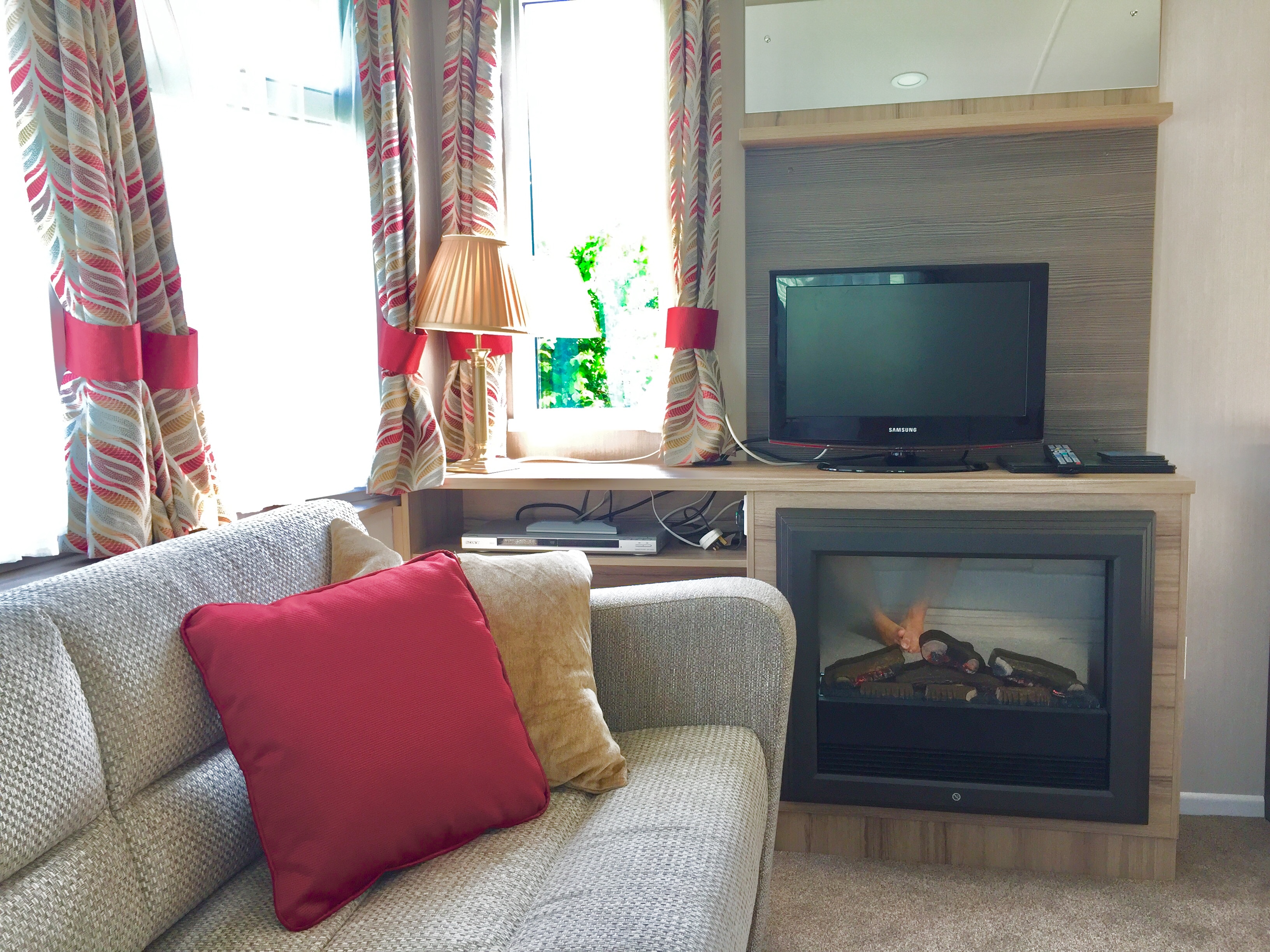 Swift Loire Fireplace